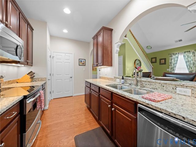 8108 Rose Hill Dr, Mechanicsville, VA 23111