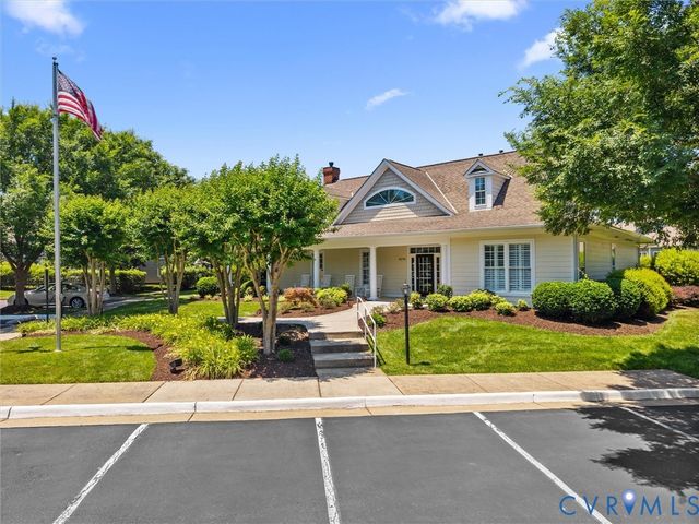 8108 Rose Hill Dr, Mechanicsville, VA 23111