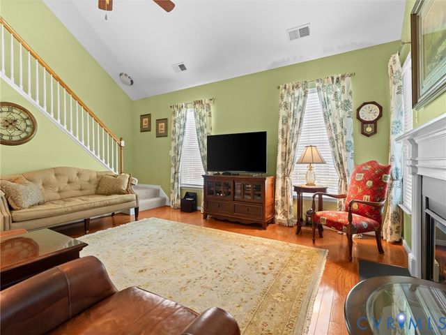 8108 Rose Hill Dr, Mechanicsville, VA 23111