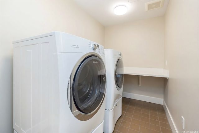 1108 Auahi Street 2202, Honolulu, HI 96814