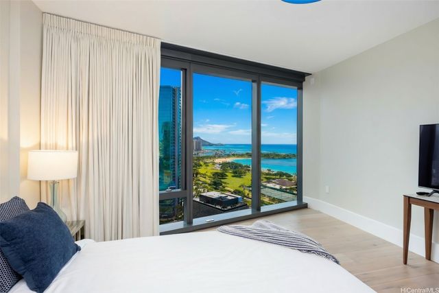 1108 Auahi Street 2202, Honolulu, HI 96814