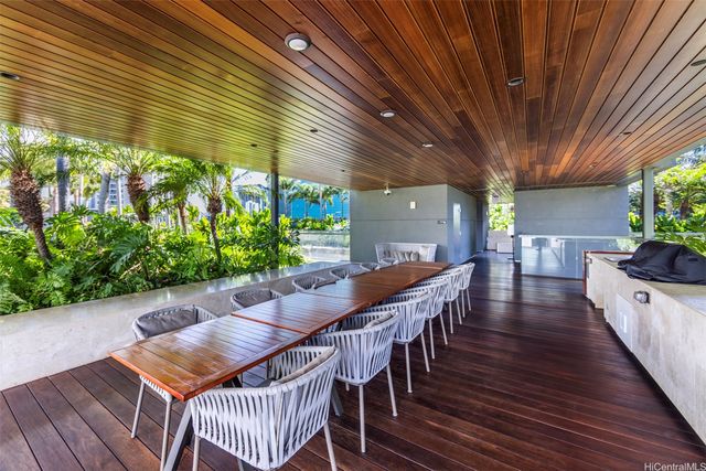 1108 Auahi Street 2202, Honolulu, HI 96814