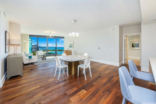 1108 Auahi Street 2202, Honolulu, HI 96814