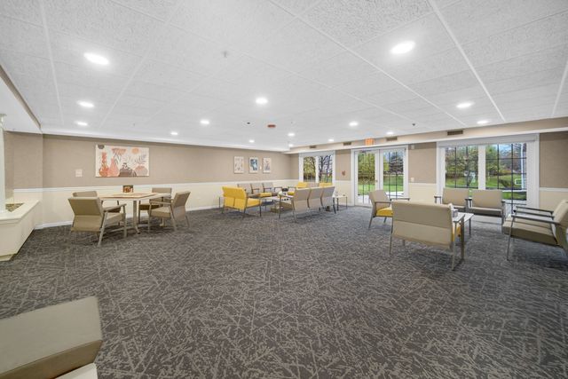 1220 DEPOT Street 409, Glenview, IL 60025