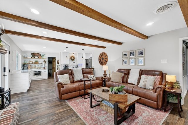 1609 W Tennessee Ave, Midland, TX 79701