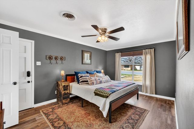 1609 W Tennessee Ave, Midland, TX 79701