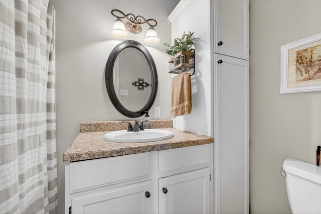 1609 W Tennessee Ave, Midland, TX 79701