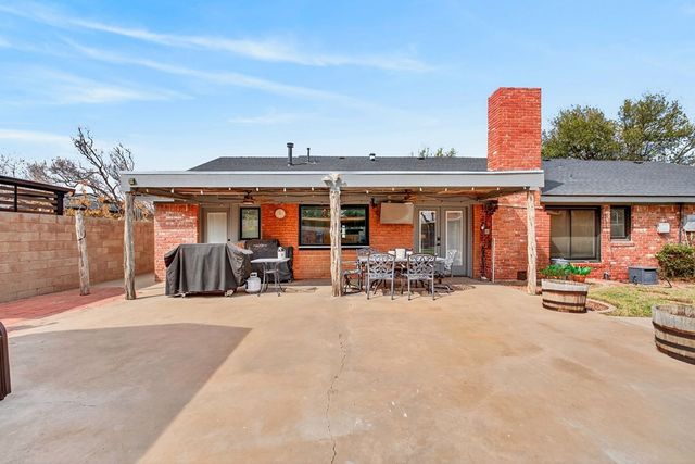 1609 W Tennessee Ave, Midland, TX 79701