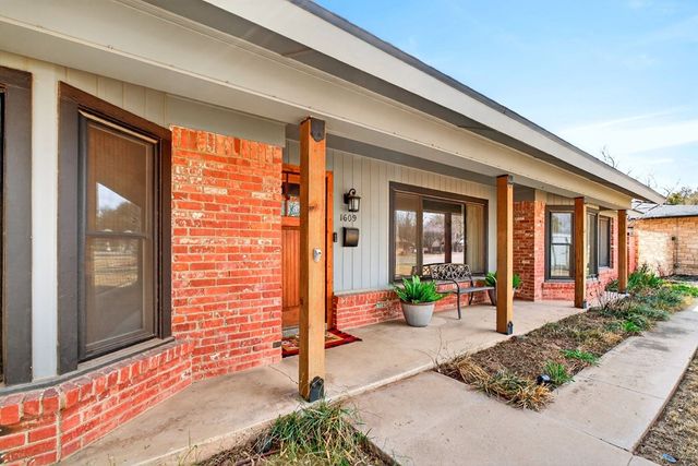 1609 W Tennessee Ave, Midland, TX 79701