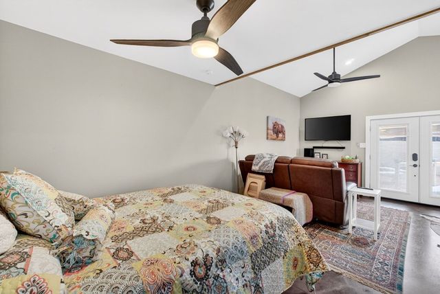 1609 W Tennessee Ave, Midland, TX 79701