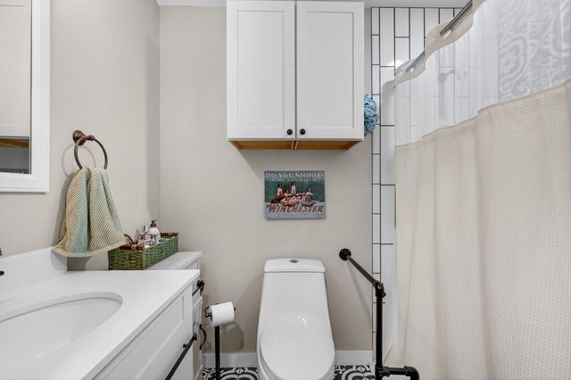 1609 W Tennessee Ave, Midland, TX 79701