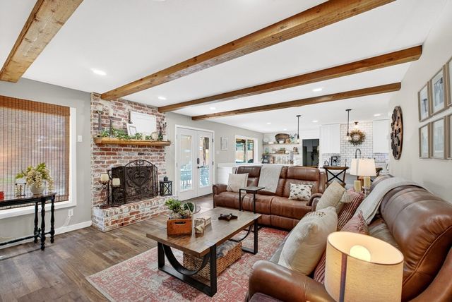 1609 W Tennessee Ave, Midland, TX 79701