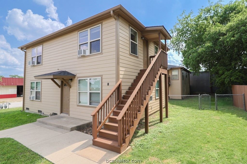 605-607 East Pease Street, Bryan, TX 77803 — photo 2