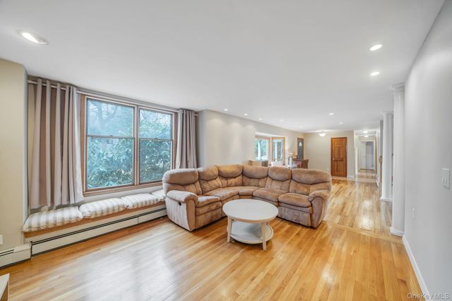 108 Dogwood Road, Port Jefferson, NY 11777