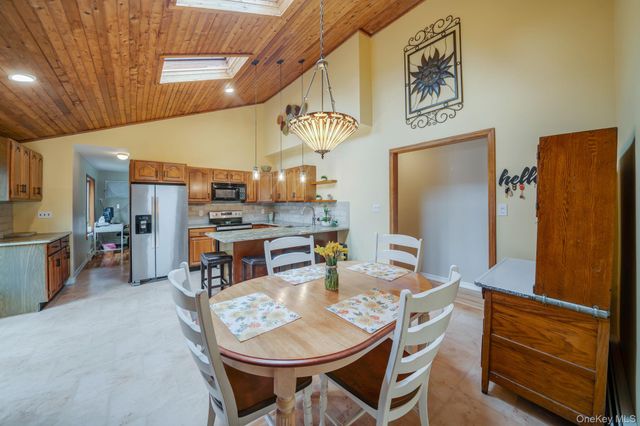 108 Dogwood Road, Port Jefferson, NY 11777