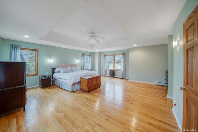 108 Dogwood Road, Port Jefferson, NY 11777