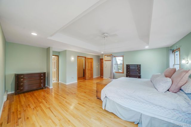 108 Dogwood Road, Port Jefferson, NY 11777