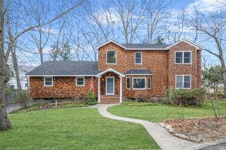 108 Dogwood Road, Port Jefferson, NY 11777