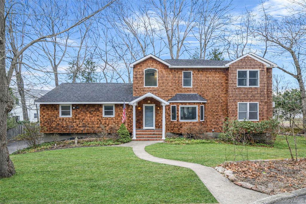 108 Dogwood Road, Port Jefferson, NY 11777