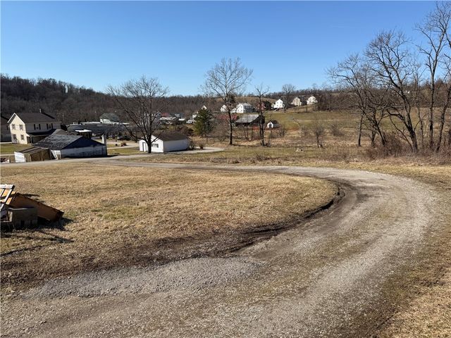 27 Community Ave, South Union Twp, PA 15401