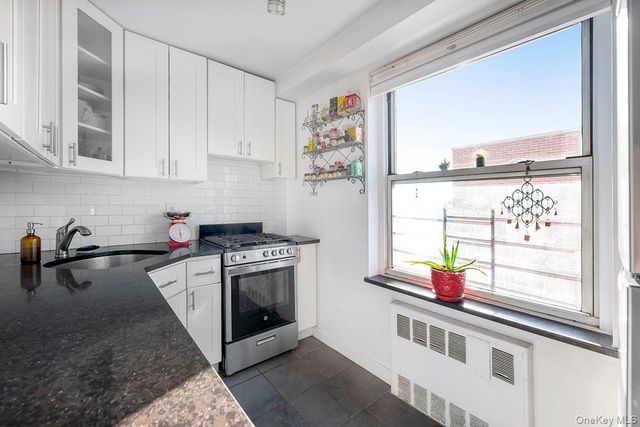 35-50 85th Street 7C, Jackson Heights, NY 11372