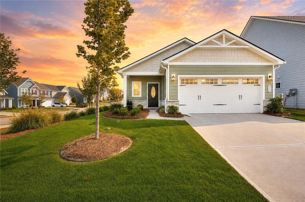 313 Moosehead Trail, Hoschton, GA 30548