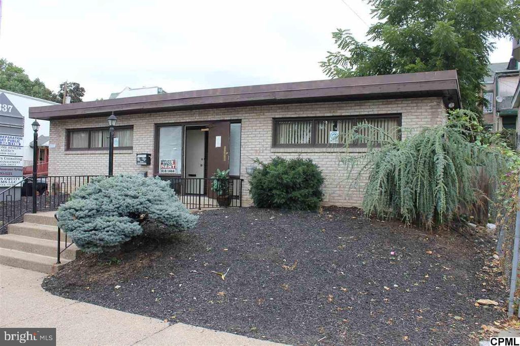 2337 N 3RD ST, Harrisburg, PA 17110