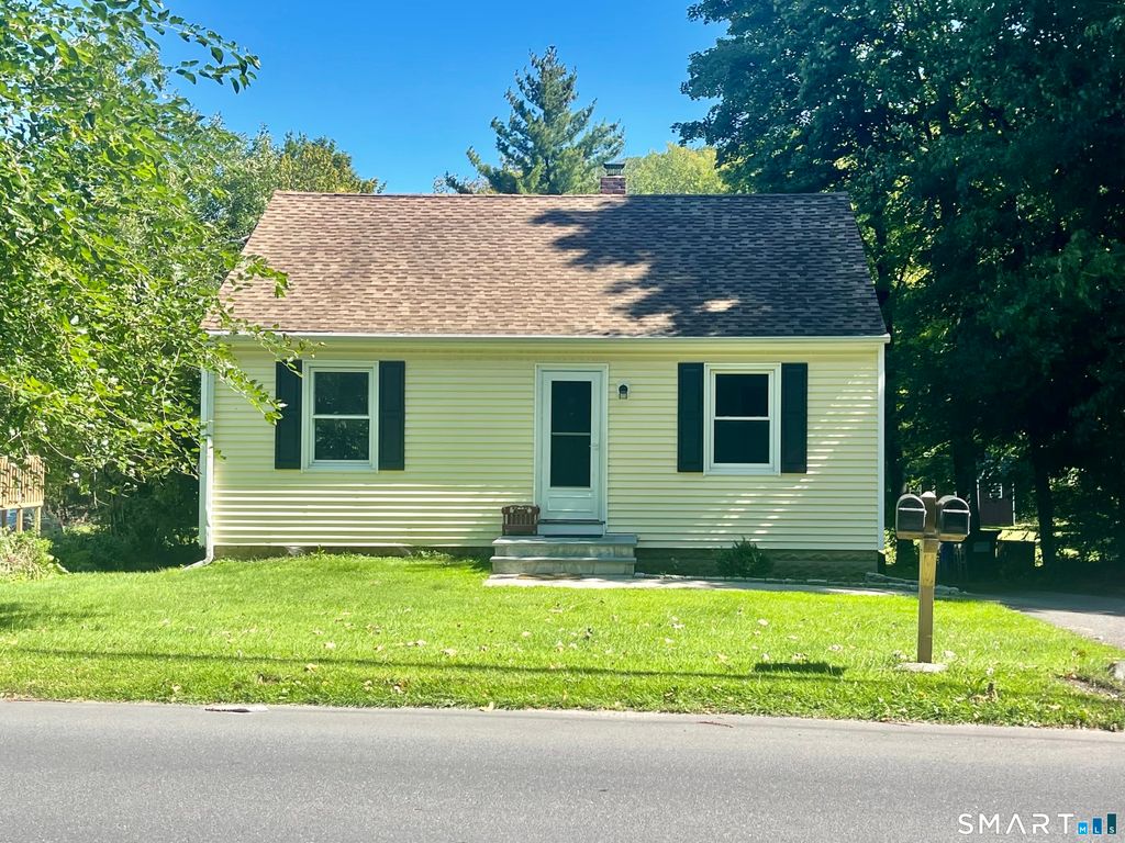 77 Wooster Street, Bethel, CT 06801