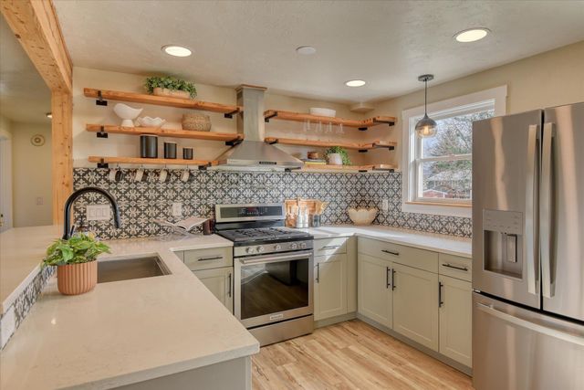 14604 E 17th Ave, Spokane Valley, WA 99037