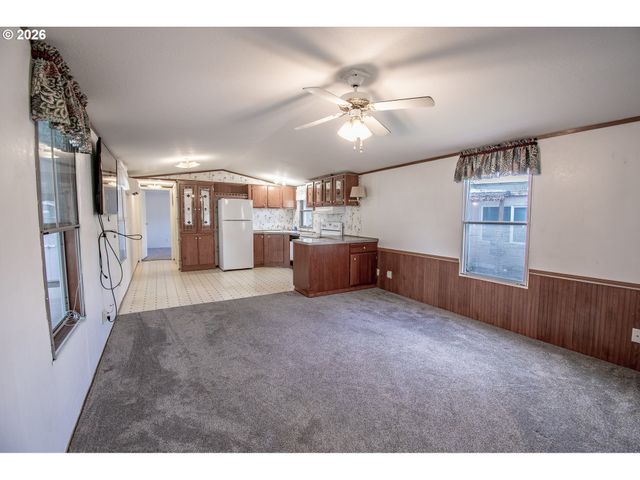 4750 FRANKLIN Blvd F1, Eugene, OR 97403