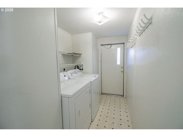 4750 FRANKLIN Blvd F1, Eugene, OR 97403