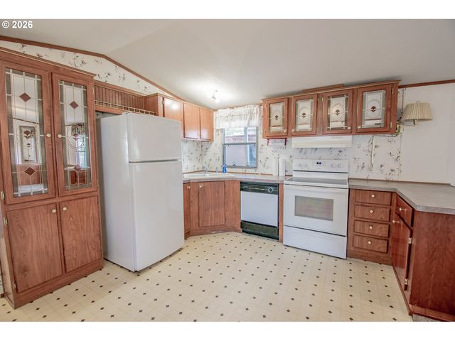 4750 FRANKLIN Blvd F1, Eugene, OR 97403