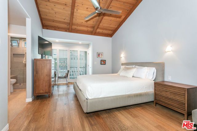 14101 Dickens Street 8, Los Angeles, CA 91423