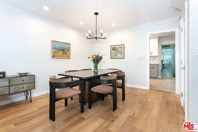 14101 Dickens Street 8, Los Angeles, CA 91423