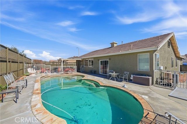 15576 War Arrow, Victorville, CA 92394