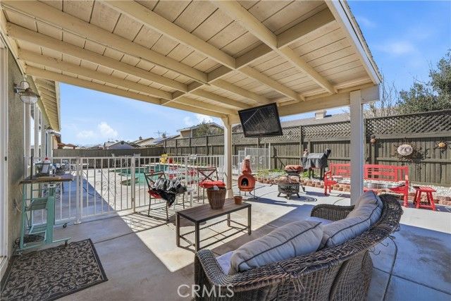 15576 War Arrow, Victorville, CA 92394