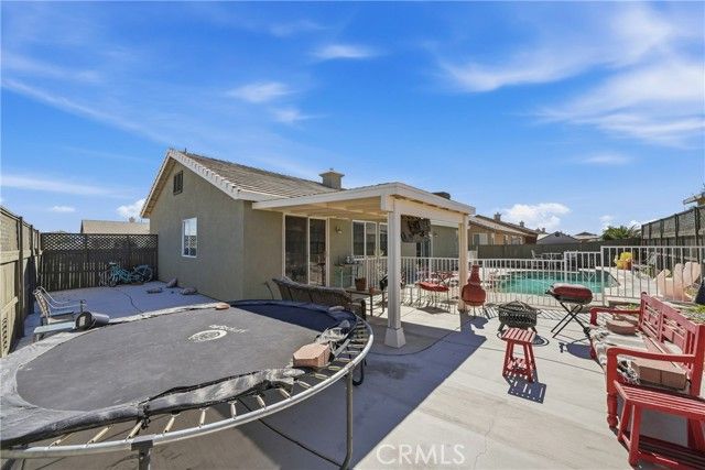 15576 War Arrow, Victorville, CA 92394