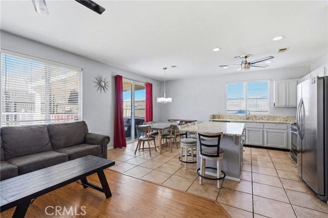 15576 War Arrow, Victorville, CA 92394