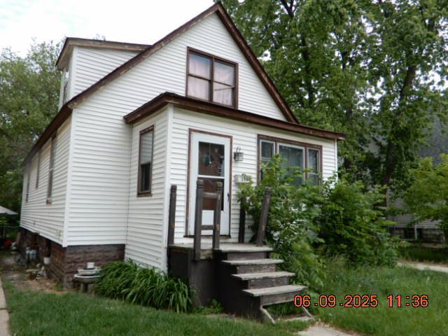195 W 15th Street, Chicago Heights, IL 60411