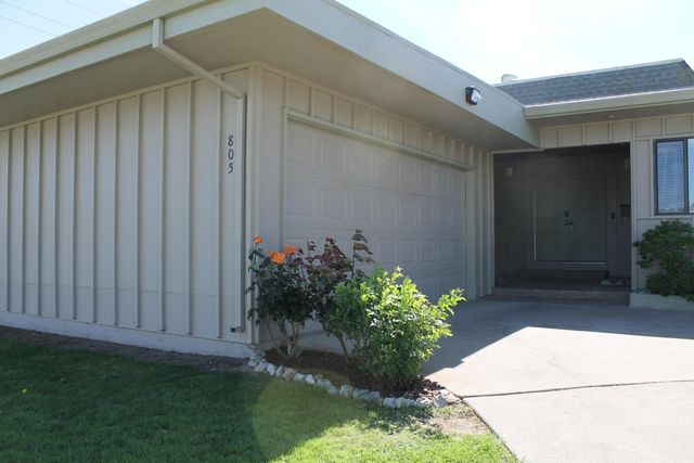 805 Hasvold Drive, Red Bluff, CA 96080