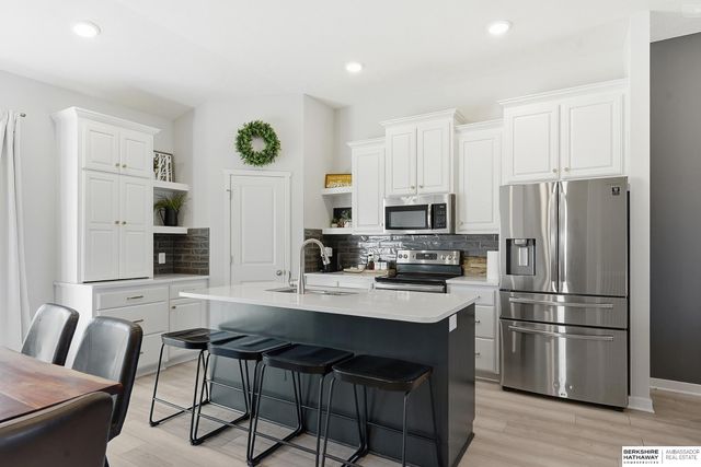 452 Eastwood Drive, Louisville, NE 68037