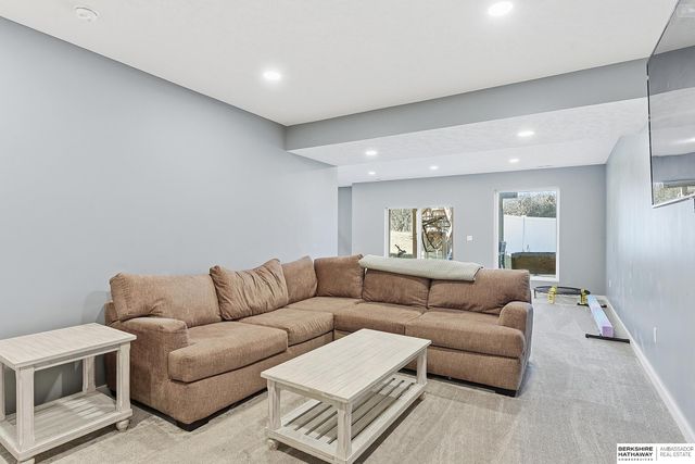 452 Eastwood Drive, Louisville, NE 68037