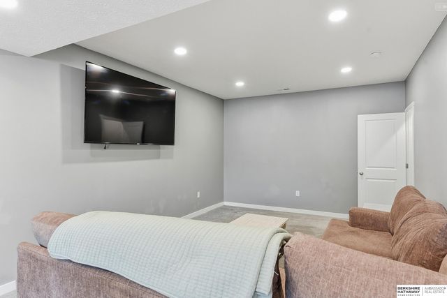 452 Eastwood Drive, Louisville, NE 68037