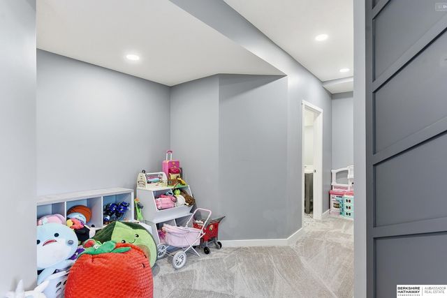 452 Eastwood Drive, Louisville, NE 68037