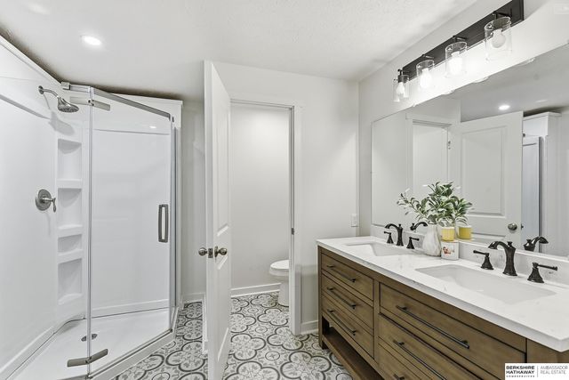 452 Eastwood Drive, Louisville, NE 68037