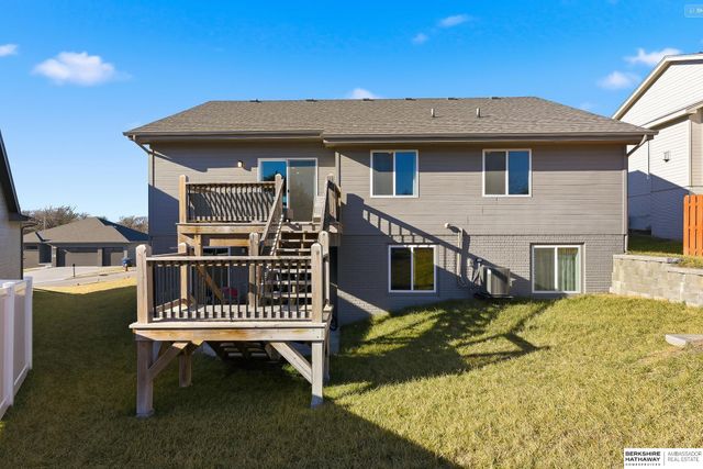 452 Eastwood Drive, Louisville, NE 68037