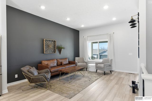 452 Eastwood Drive, Louisville, NE 68037