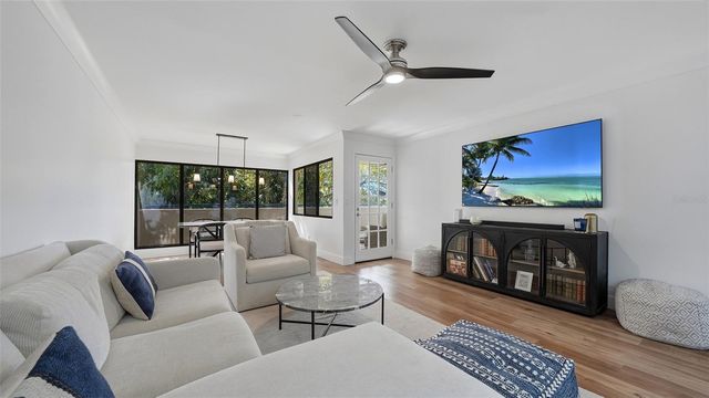 825 S OSPREY AVENUE 101, Sarasota, FL 34236