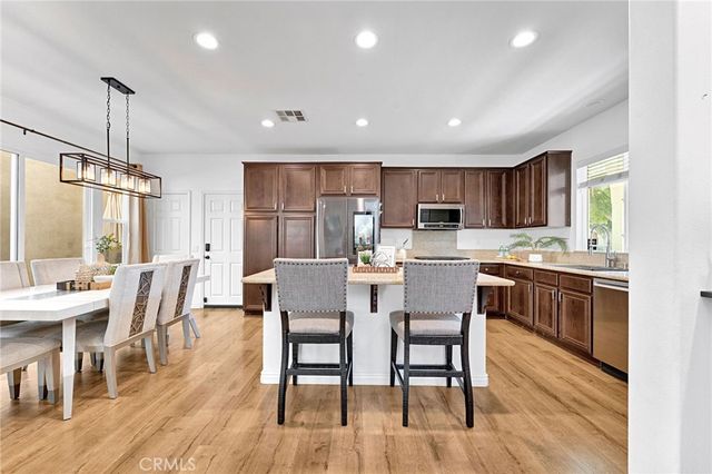 15971 Moonflower, Chino, CA 91708