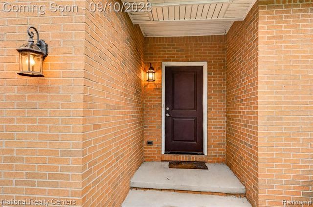 8756 Barrington Drive, Ypsilanti, MI 48198